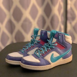 Nike Women Prestige 3